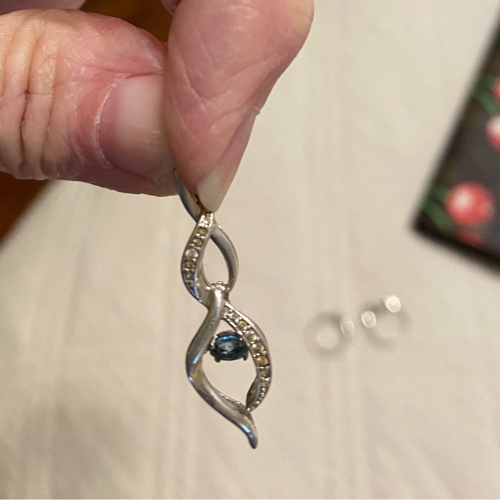 Elegant Silver and Blue Gemstone Pendant